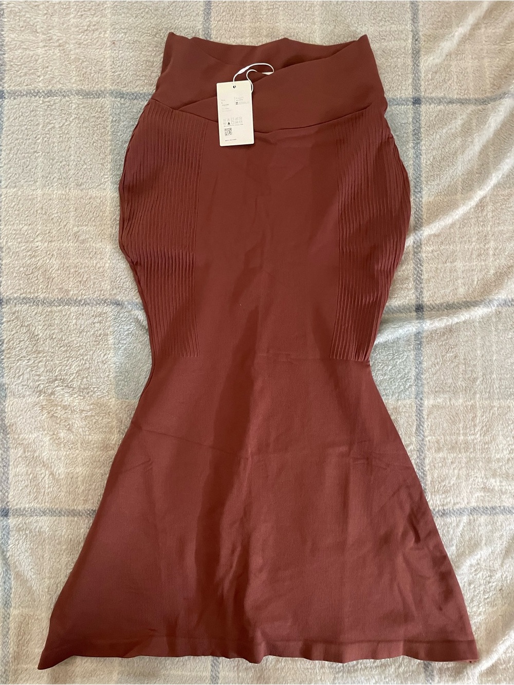 HALARA Ribbed Mermaid Skirt - Rust Brown